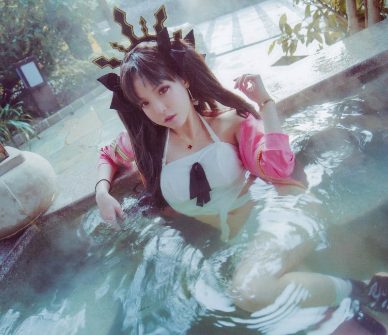 微博妹子@在下萝莉控ii 魔王x小艾x牧歌 [53P/324MB]