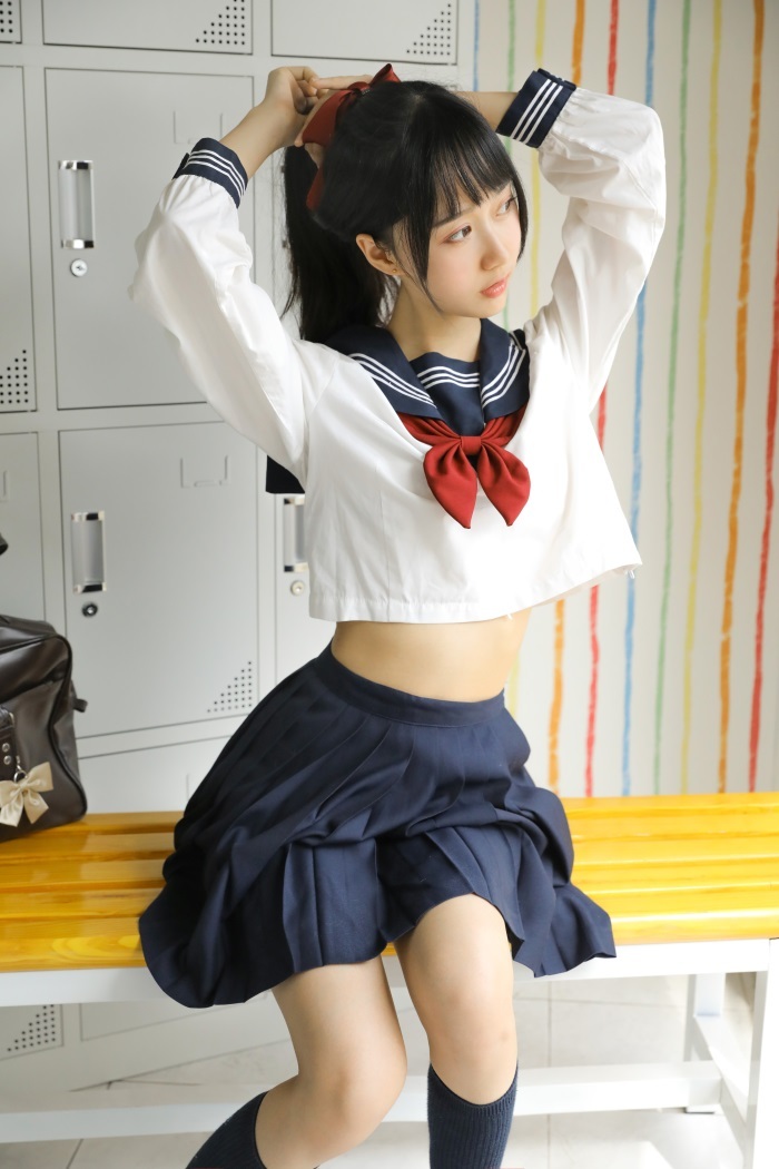 网红coser@木绵绵OwO – 绵相随 JK俏皮水手服 [18P/56MB]