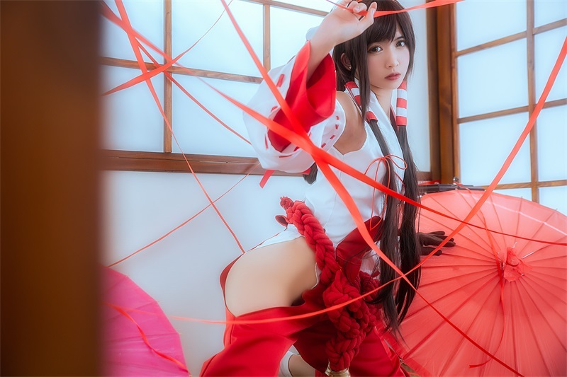 网红Coser@鳗鱼霏儿 – 红色巫女 [19P/142MB]
