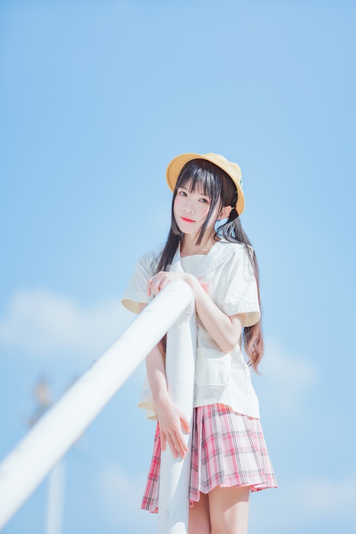 网红Coser@桜桃喵 – 幼稚园放学了 [35P/490MB]