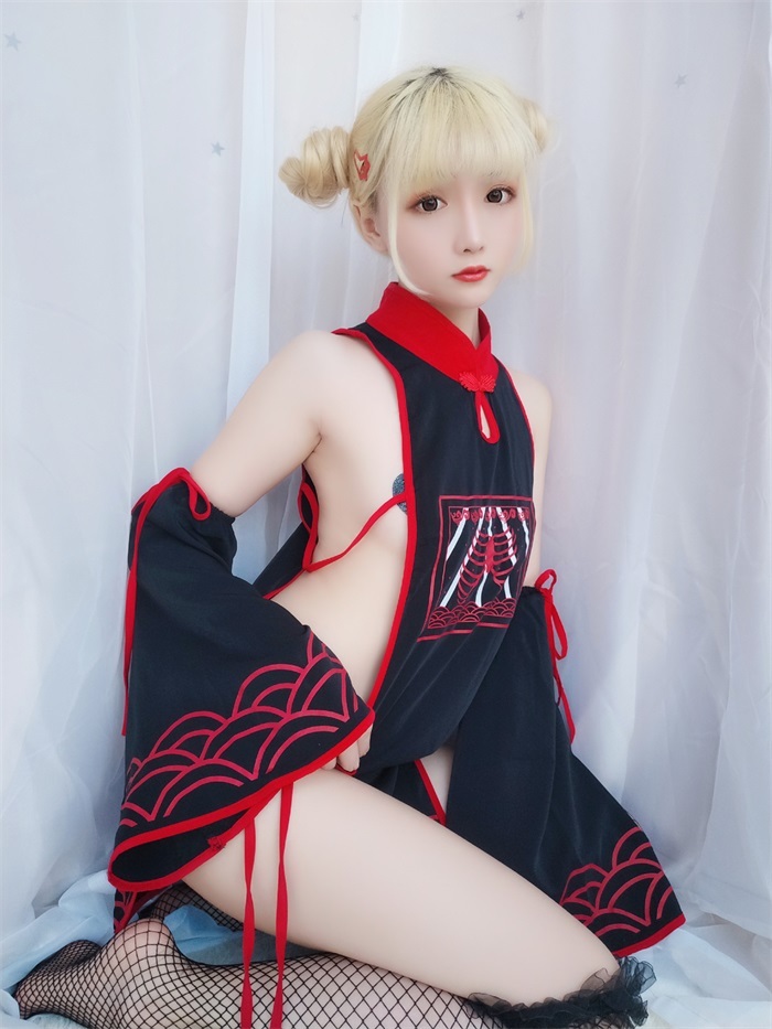 微博妹子@星之迟迟 VOL.2 团子僵尸娘 [60P/61.1MB]