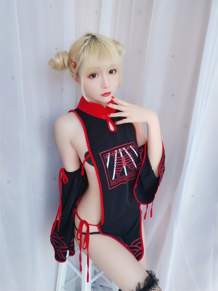 微博妹子@星之迟迟 VOL.2 团子僵尸娘 [60P/61.1MB]