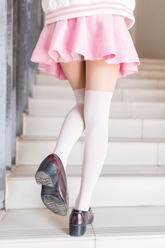 风之领域精品写真@No.026 粉色系校花白丝小姐姐 [48P/186MB]