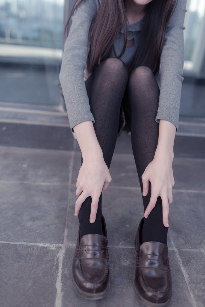 风之领域精品写真@No.023 静静等待的黑丝女孩 [50P/213MB]