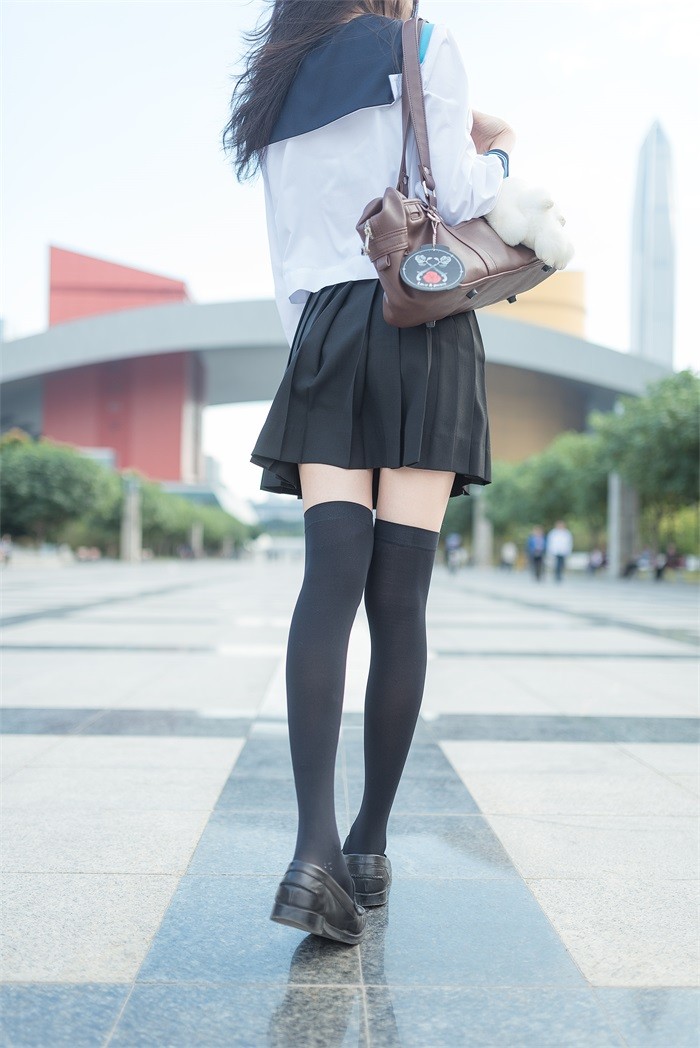 风之领域精品写真@No.003 公园校服黑丝 [39P/77.9MB]