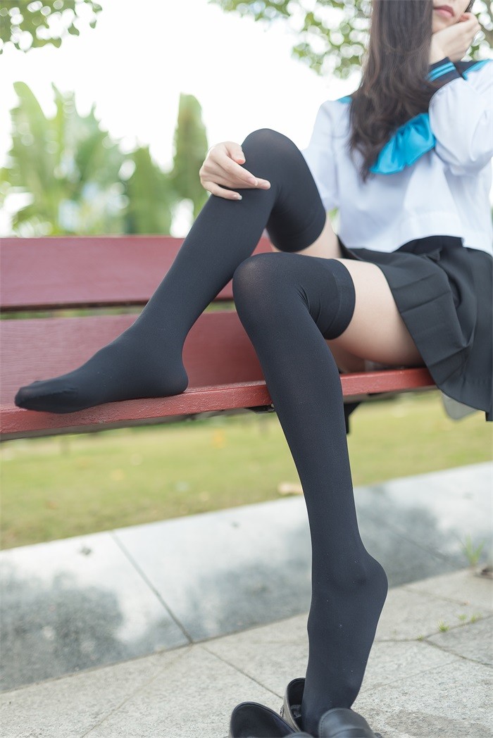 风之领域精品写真@No.003 公园校服黑丝 [39P/77.9MB]