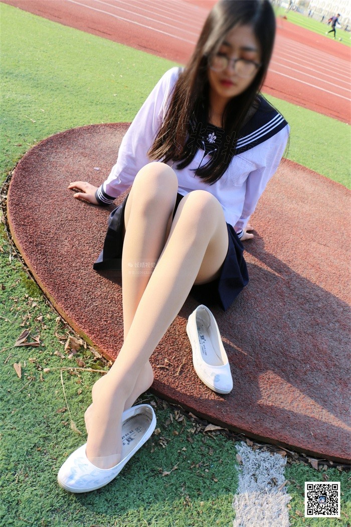 妖精视觉@NO.076 甜甜 体育场足尖加固肉丝袜 [55P/57MB]