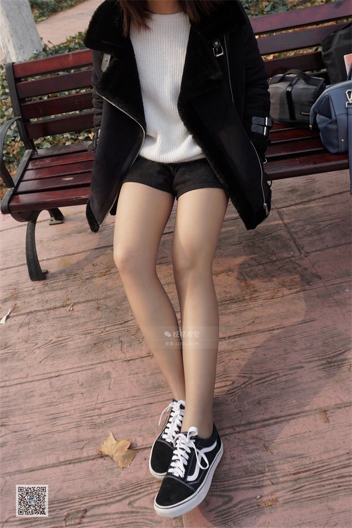 妖精视觉@NO.019 苏苏 冰晶画卷 公园长椅 [71P/62.2MB]