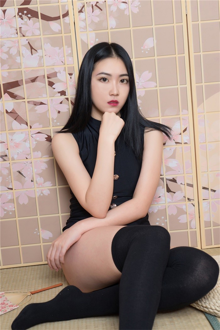 风之领域精品写真@No.175 黑色日系风格 [42P/140MB]