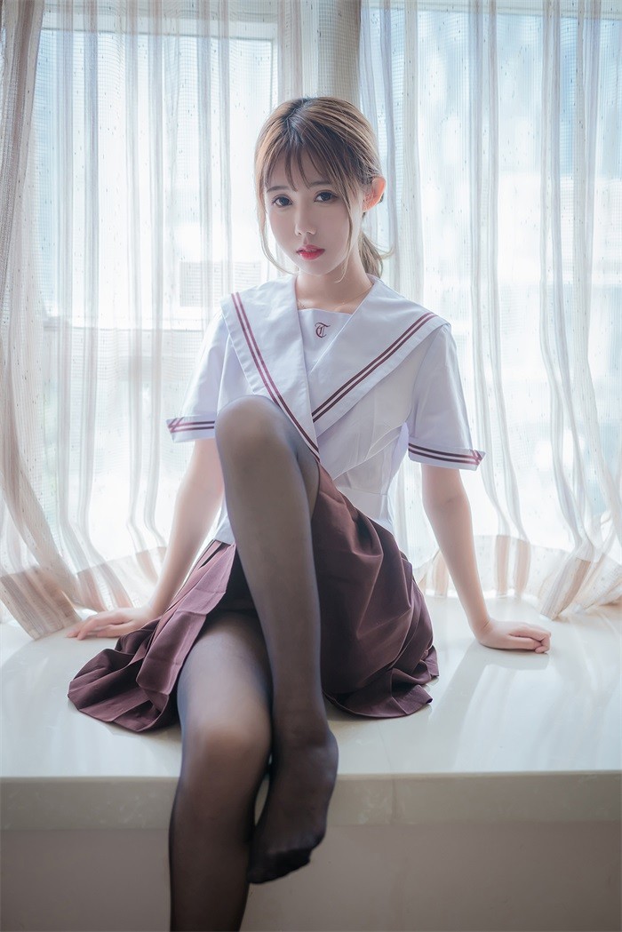 风之领域精品写真@No.129 黑丝系制服小姐姐 [45P/100MB]