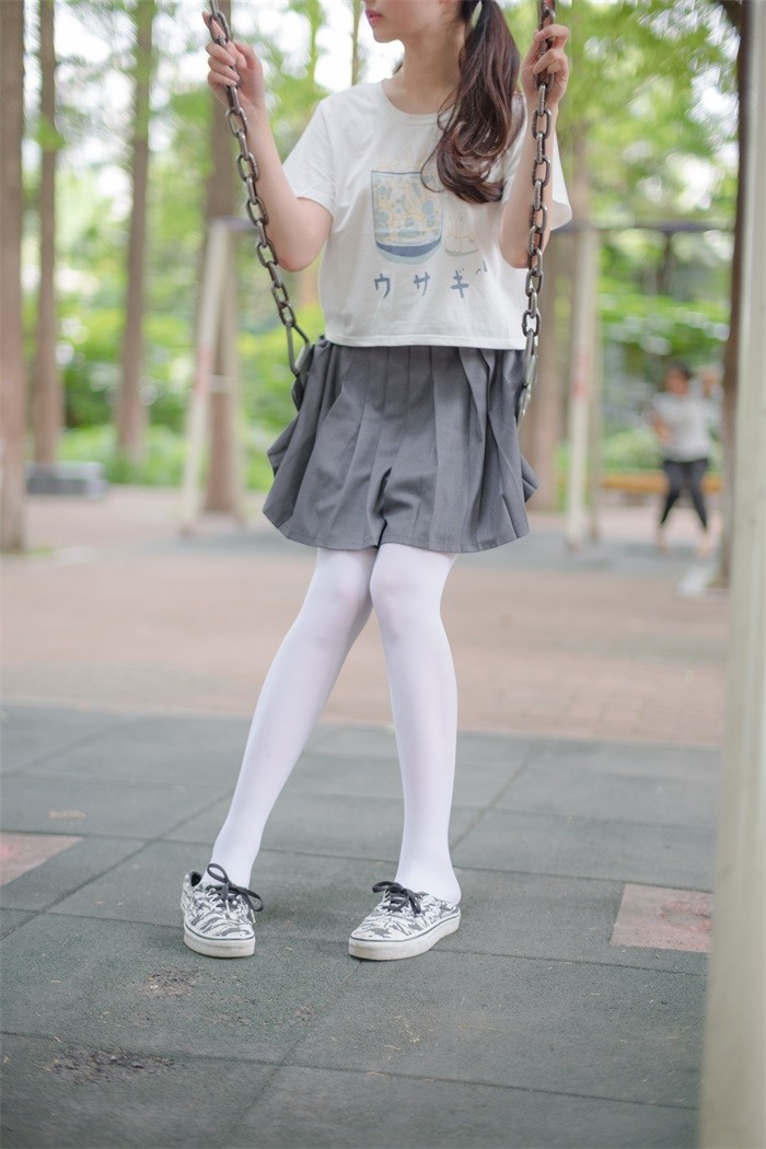 森萝财团精品@R15系列-014 [99P/681MB]