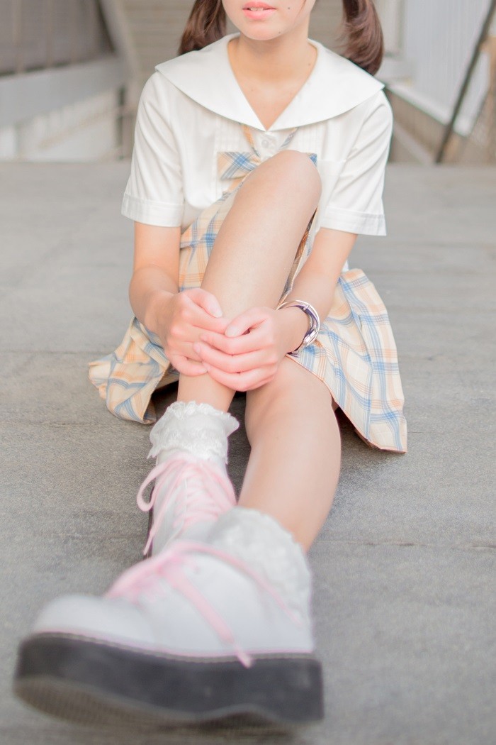 风之领域精品写真@No.171 偶遇楼道中的学妹 [48P/290MB]