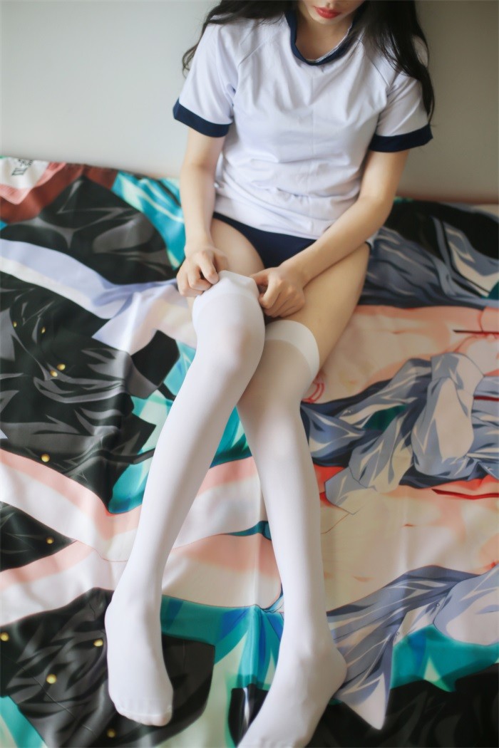 风之领域精品写真@No.174 运动装白丝小姐姐 [35P/148MB]