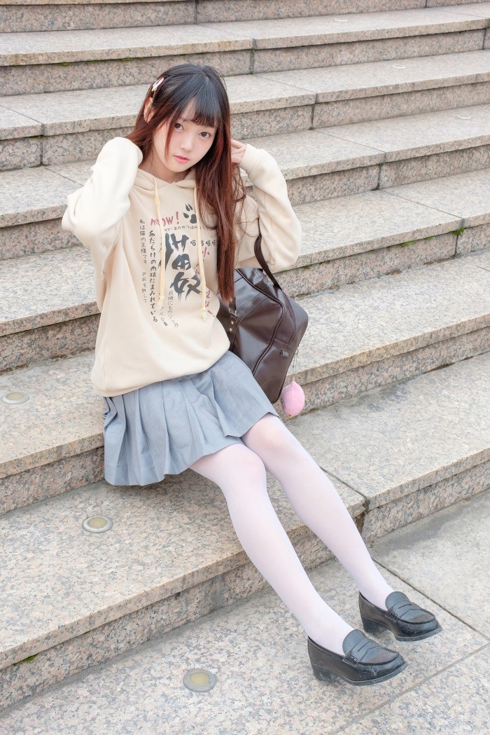 森萝财团精品@R15系列-040 [131P/864MB]