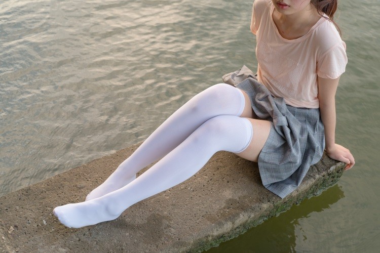 森萝财团精品@R15系列-032 [113P/918MB]