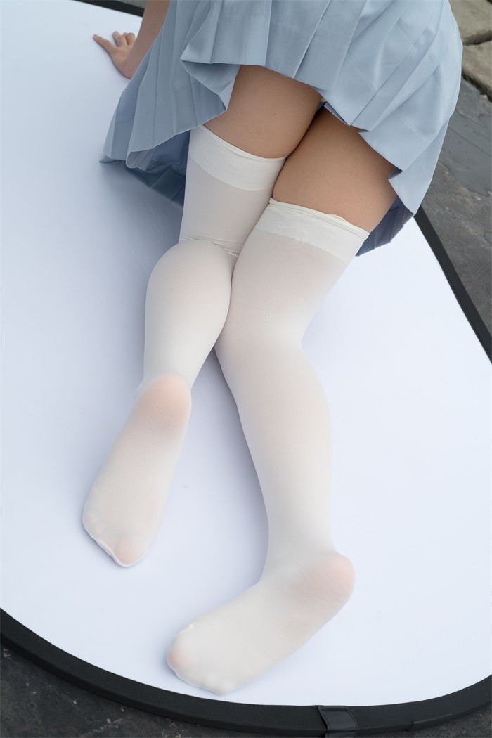 森萝财团精品@ R15系列-036 [84P/467MB]