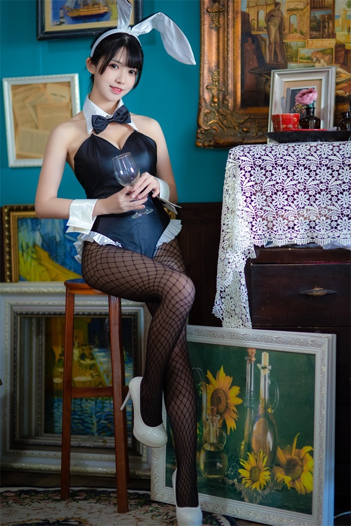 人气动漫Coser@鳗鱼霏儿 – 加藤惠 兔女郎 渔网袜 [25P/291MB]