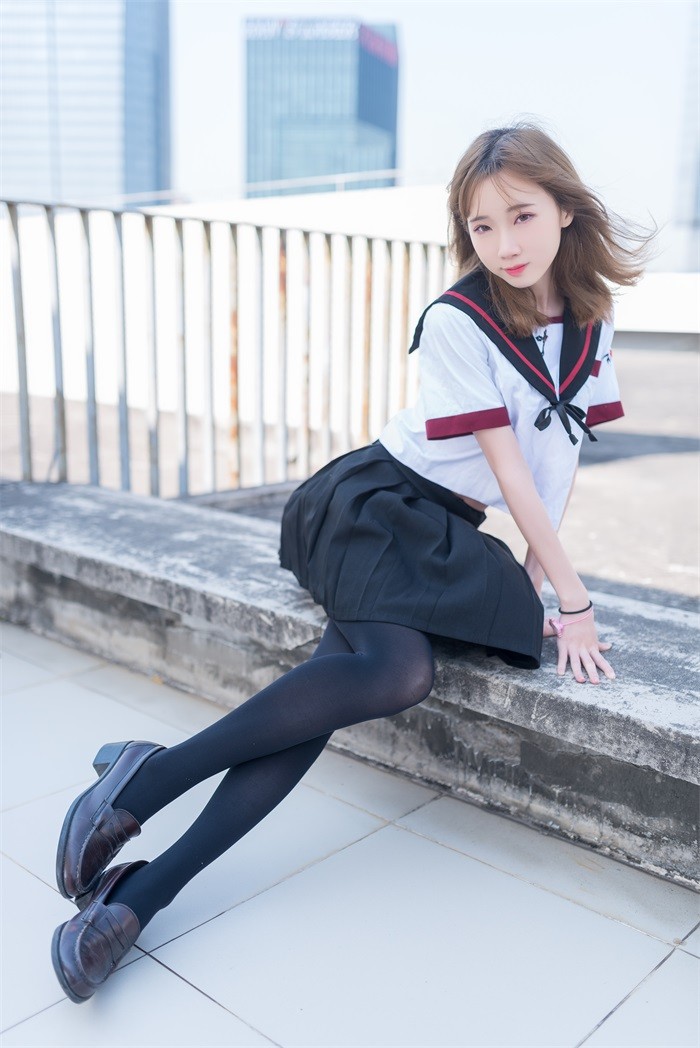 风之领域精品写真@No.031 难以抵挡的黑丝诱惑 [46P/171MB]