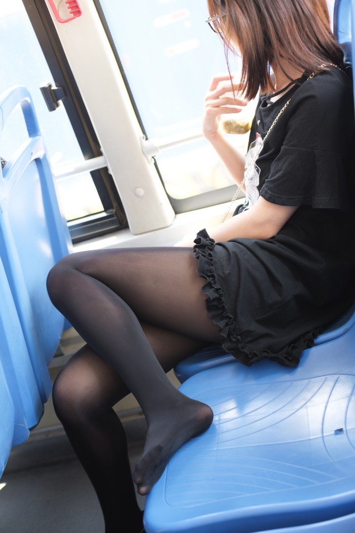 森萝财团精品写真@BETA-019-X 公交车 [60P/859MB]