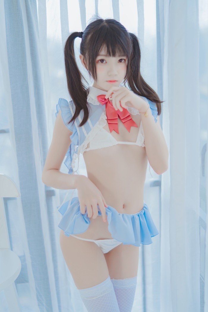 人气动漫Coser@桜桃喵 – 爱丽丝的兔子+特写 [76P/902MB]