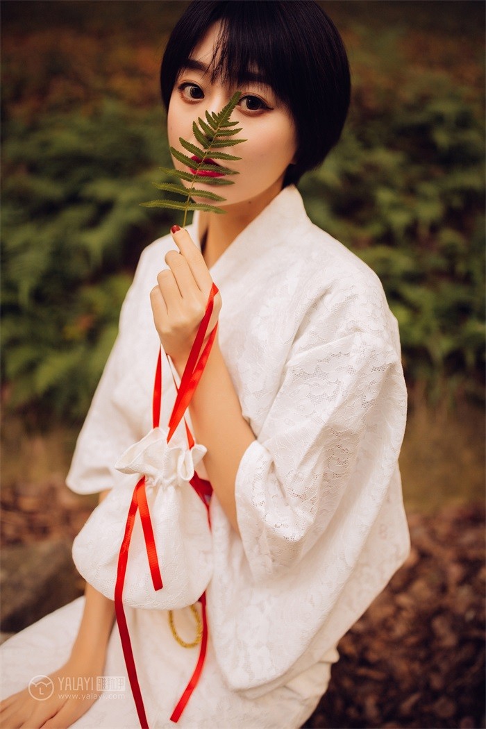 [YALAYI雅拉伊] 2018.12.04 No.136 夕阳下的和风少女 静静 [46P/609MB]