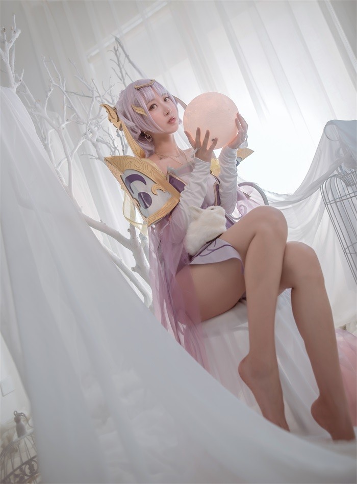 微博红人动漫Coser@-黑川-性感嫦娥 [43P/229MB]