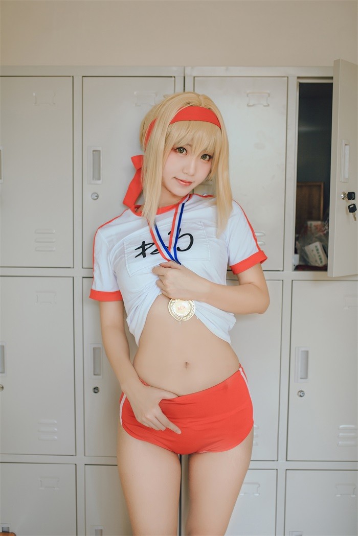 微博红人动漫Coser@-黑川-尼禄写真本 [116P/264MB]
