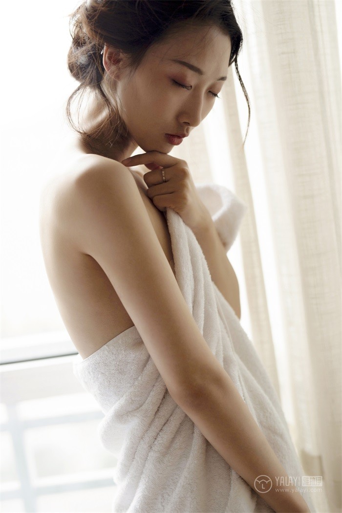 [YALAYI雅拉伊] 2019.01.03 No.159 亦幻亦真 佳佳 [48P/352MB]