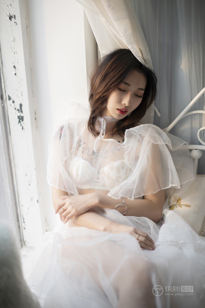 [YALAYI雅拉伊] 2019.02.17 No.188 蕾丝浅笑 佳佳 [46P/382MB]