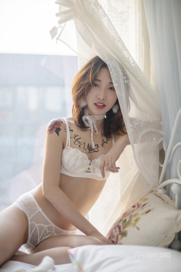 [YALAYI雅拉伊] 2019.02.17 No.188 蕾丝浅笑 佳佳 [46P/382MB]