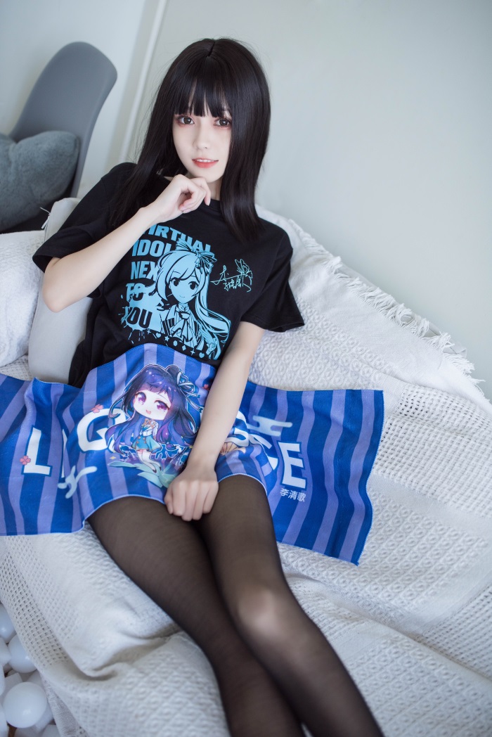 微博红人-动漫博主@你的负卿 清纯可爱居家私服 [10P/73.6MB]