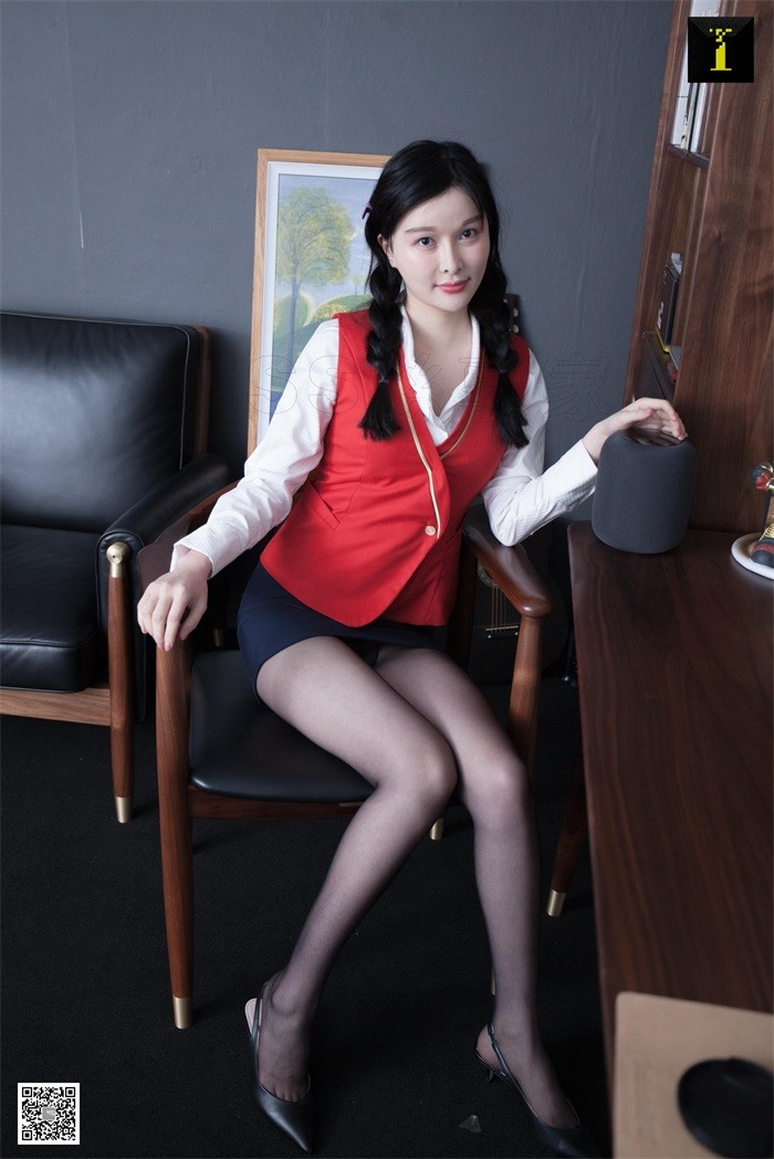 [IESS异思趣向] 2019.06.11 丝享家504：《萌系喵姐的职业装短裙》喵姐 [80P/27MB]