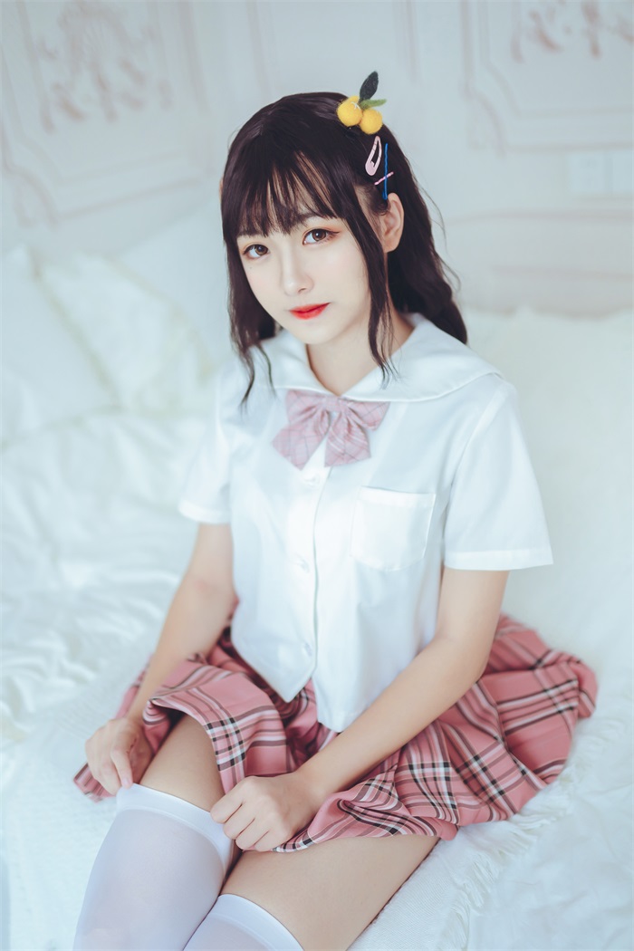 喵糖映画 少女写真 VOL.001 美腿过膝白丝 [41P/368MB]