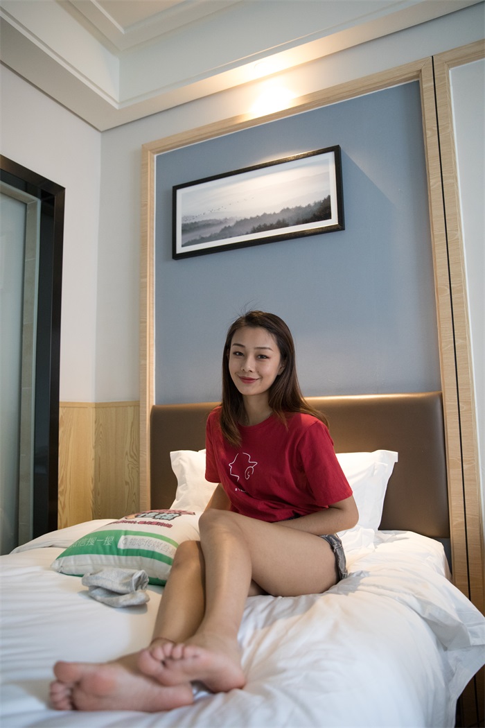 物恋传媒 No.165 岚岚-夏日里的马丁靴 [137P/1V/2.32G]