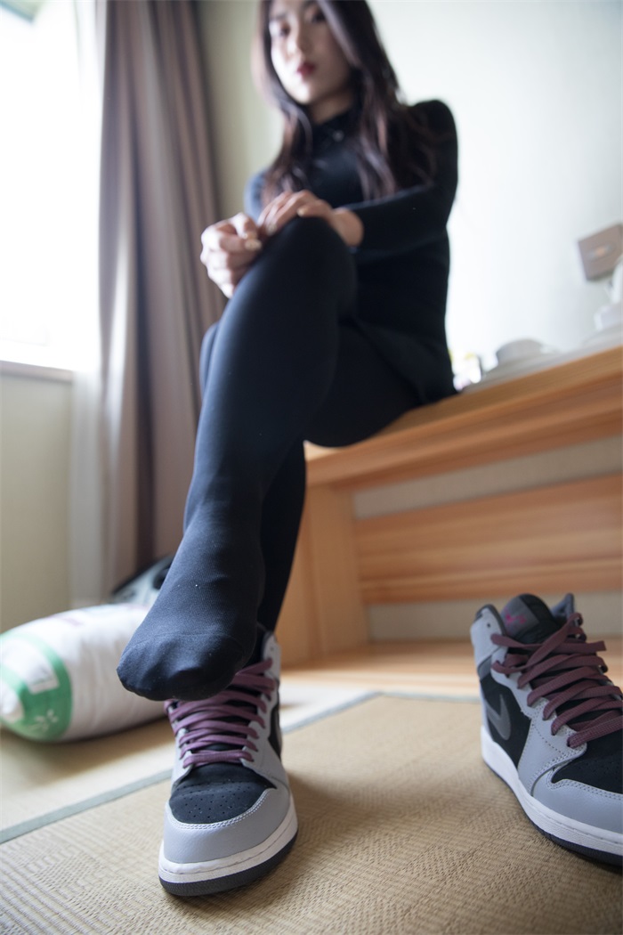 物恋传媒 No.149 璐璐-舞蹈系女生的AJ与厚黑丝 [137P/1V/7.71G]