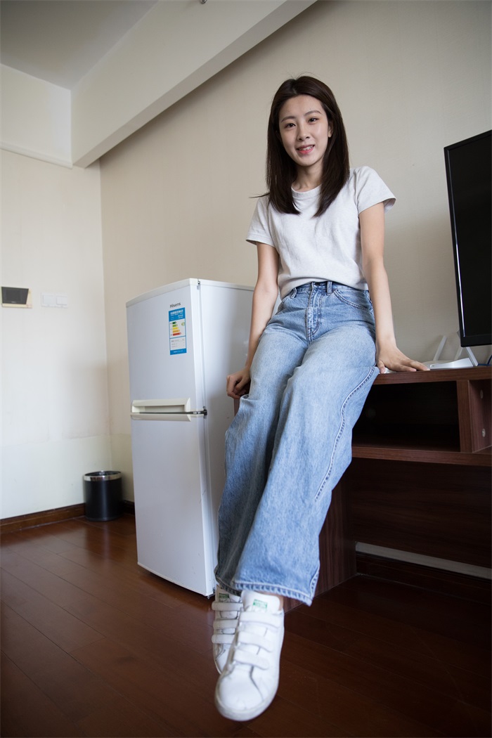 物恋传媒 No.200 柠檬-简单即是美 [276P/1V/7.05G]