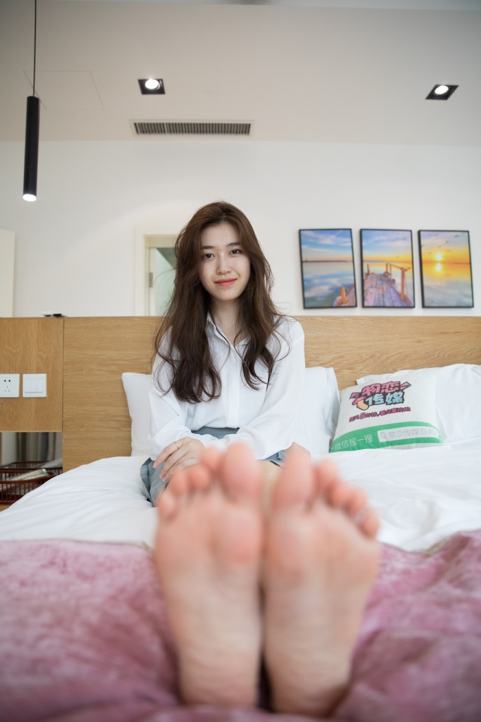 物恋传媒 No.191 佳琪-东边日出西边雨 [228P/1V/6.29G]