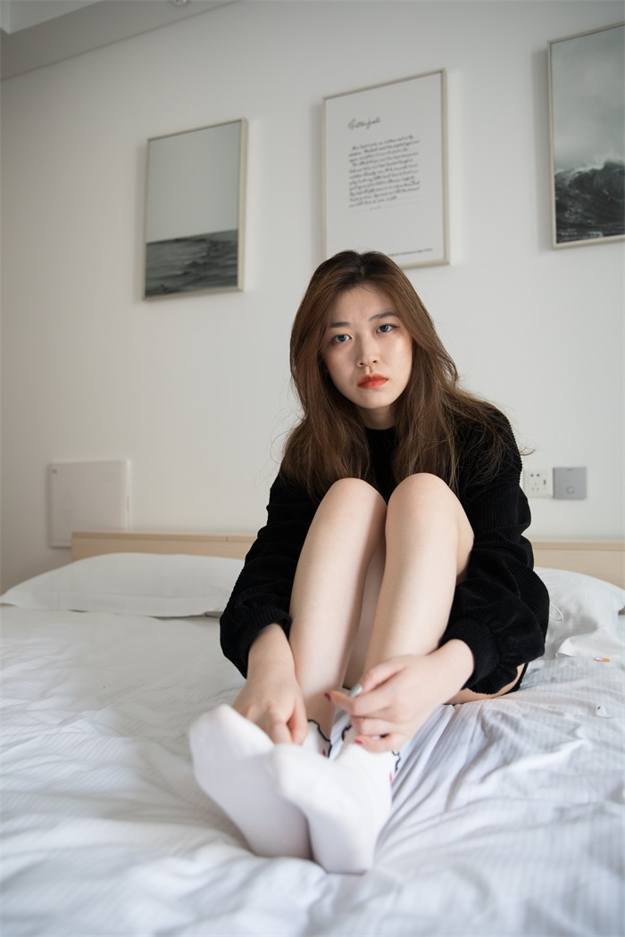 物恋传媒 No.230 佳琪-一袭青丝绕指柔o [196P/1V/6.03G]