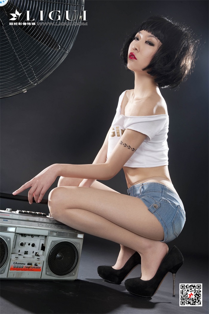 [Ligui丽柜] 2020.02.10 网络丽人 Model 文欣 [39P/103MB]