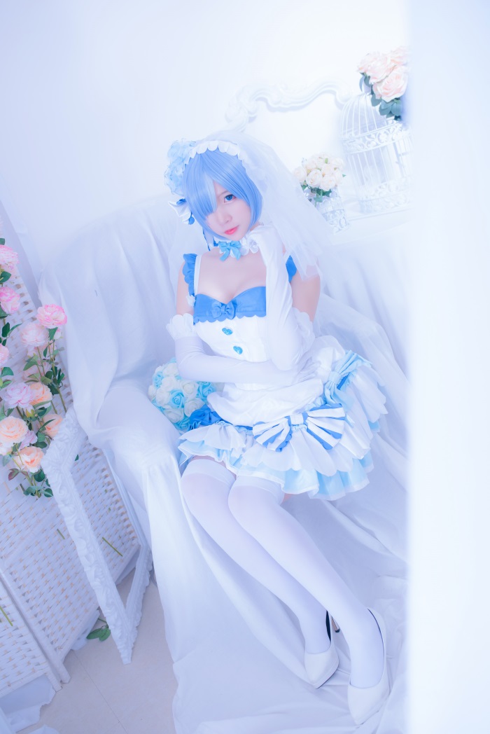 人气Coser动漫博主@二佐Nisa 雷姆花嫁 [33P/77.8MB]