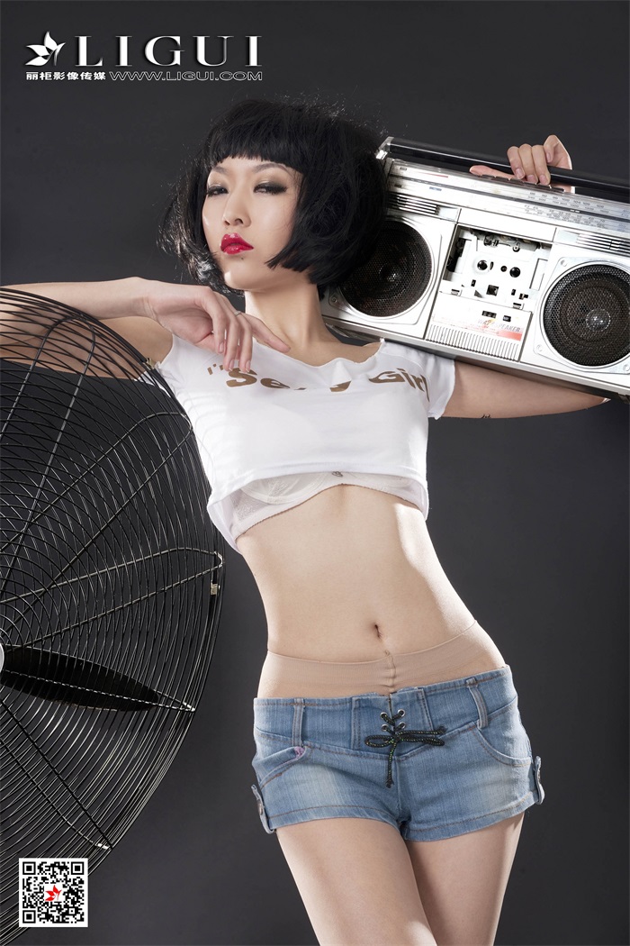 [Ligui丽柜] 2020.02.10 网络丽人 Model 文欣 [39P/103MB]