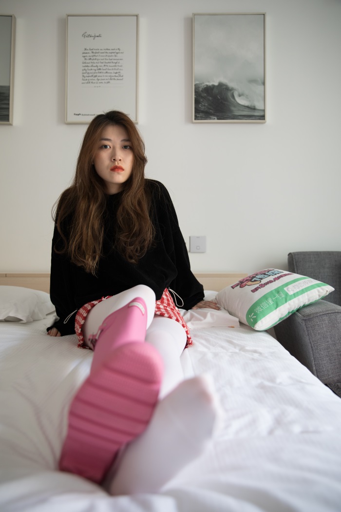 物恋传媒 No.233 佳琪-靓丽右手的年华 [186P/1V/5.82G]