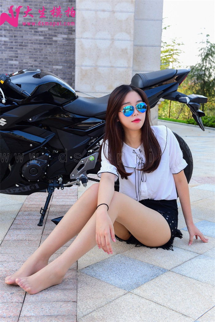 大生模拍 No.139 君君 机车少女 活波可爱 [50P/1V/408MB]