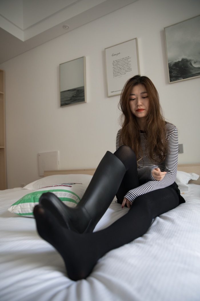 物恋传媒 No.232 佳琪-靓丽左手的倒影 [186P/1V/5.85G]