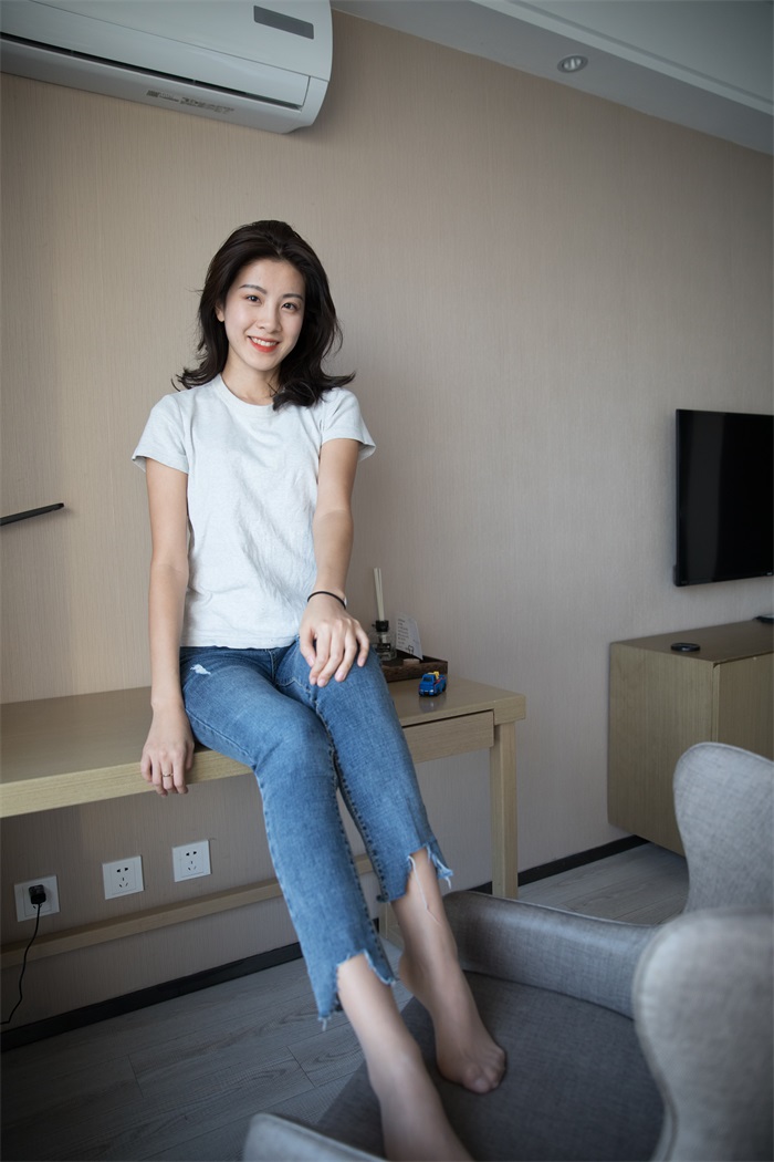 物恋传媒 No.263 柠檬-轻感OL [172P/1V/4.28G]