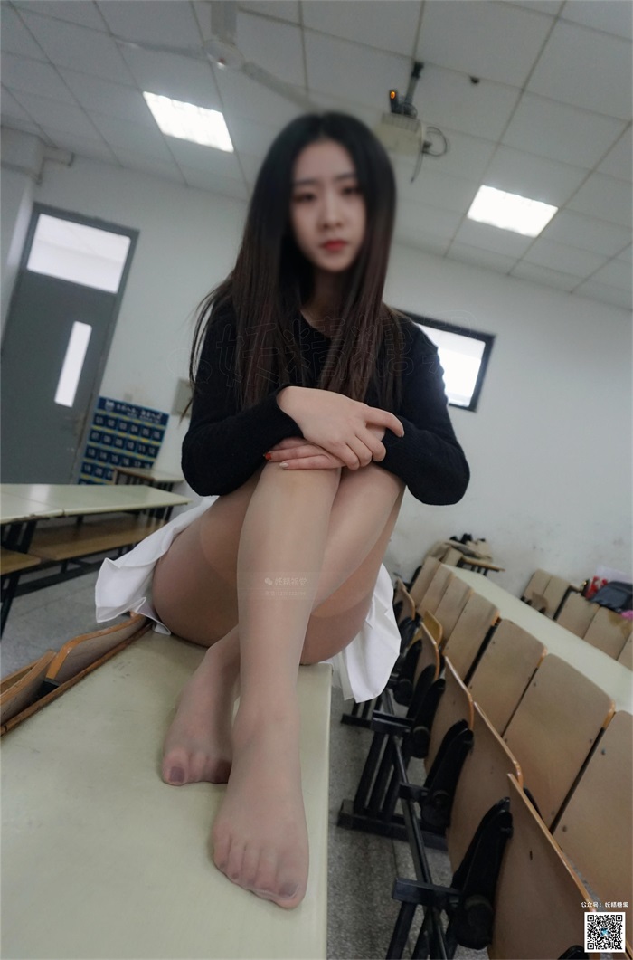 妖精视觉 NO.126 小茶 “卡布奇诺”深肤色丝袜 [66P/46.3MB]