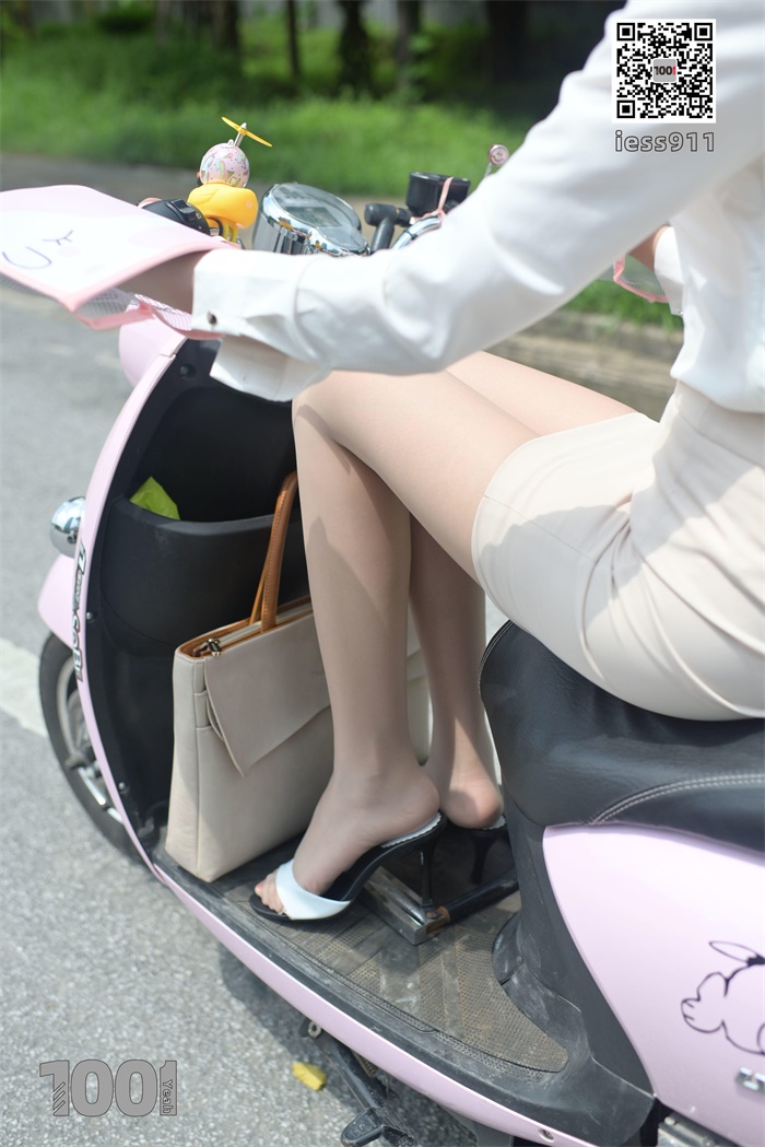 [IESS异思趣向] 一千零一夜 008《骑着我心爱的小摩托-2》[80P/71MB]