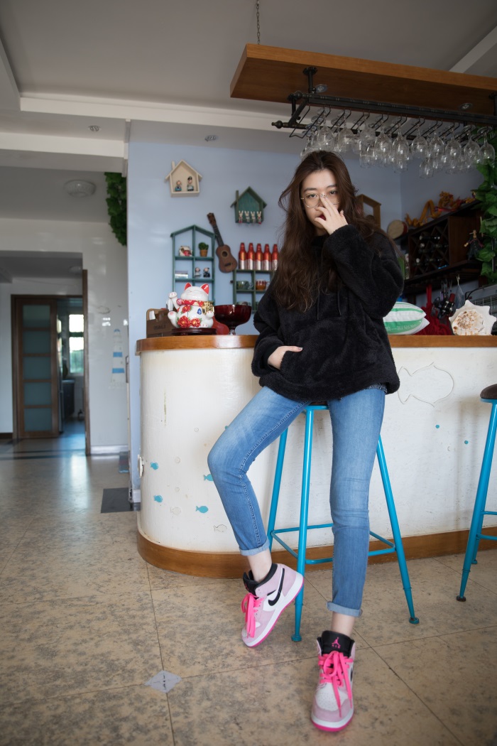 物恋传媒 No.254 佳琪-AJ运动风 [202P/1V/4.9G]