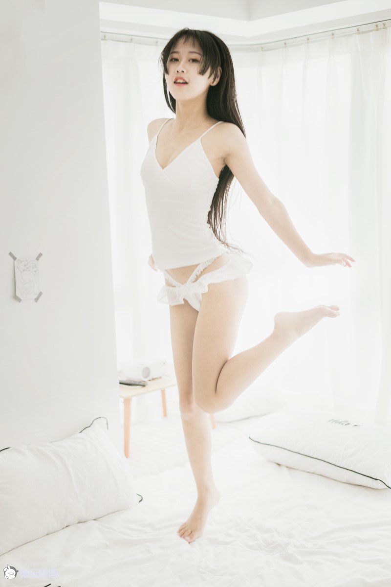 兔玩映画 VOL.009 清纯吊带睡衣 [34P/205MB]