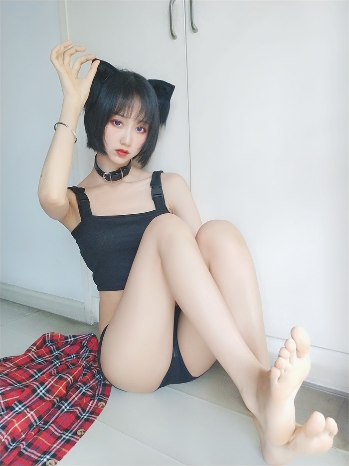 网红Coser@木绵绵OwO – 不良猫 [44P/2V/144MB]